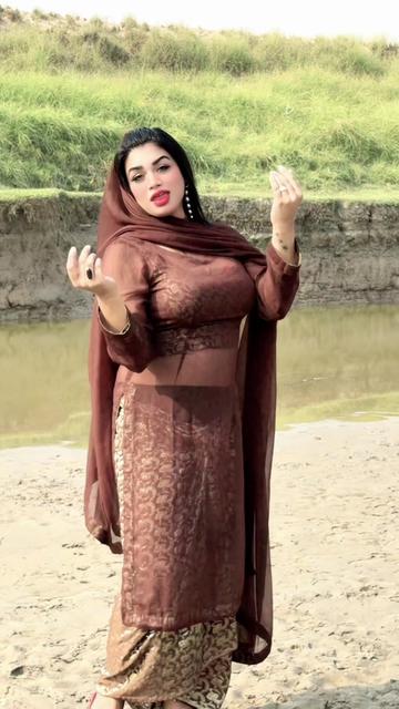 @Noor Superstar 🥀