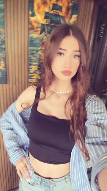 @Ianira