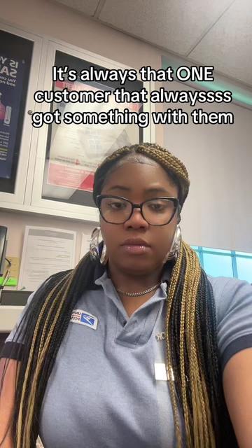 @theeglitterologist