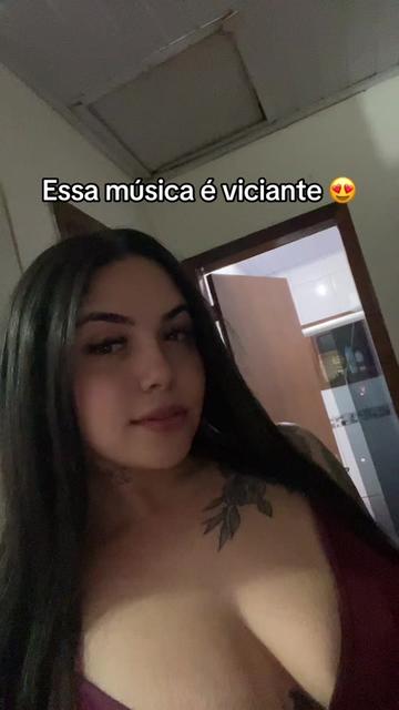 @Caroline Castro