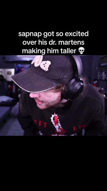@Alex ✨🖤🖤✨