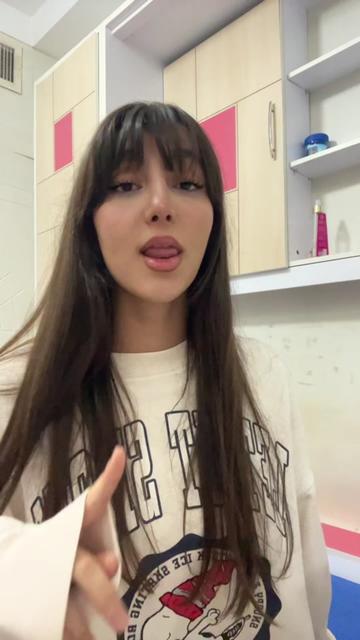 @Saniiii
