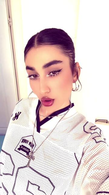 @mariaa