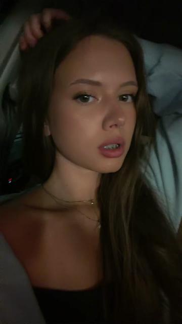 @Машку за ляжкуу ✨