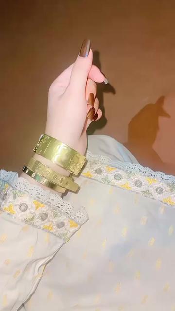 @👑 Queen302 👑