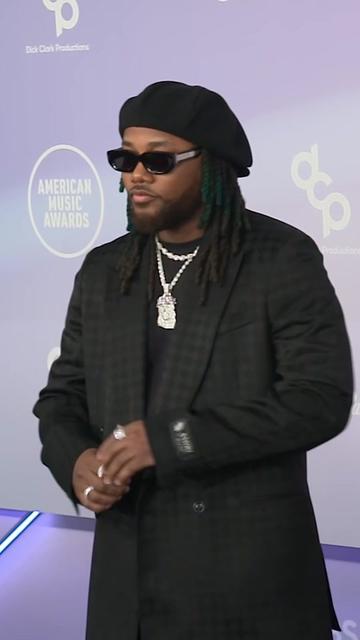 @AMAs