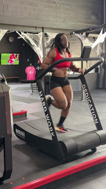 @fitwithpax