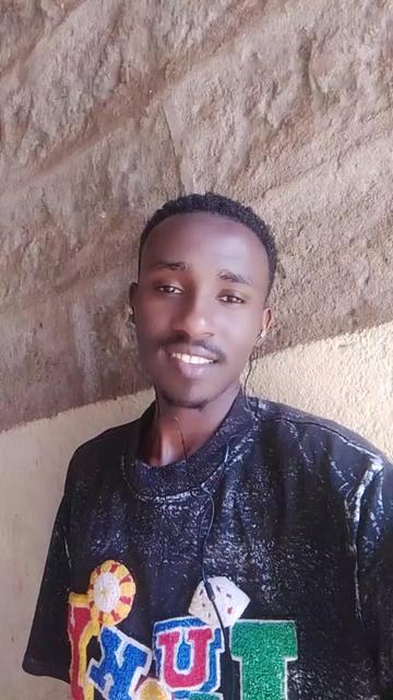 @LOVY MASHAIRI المنصور