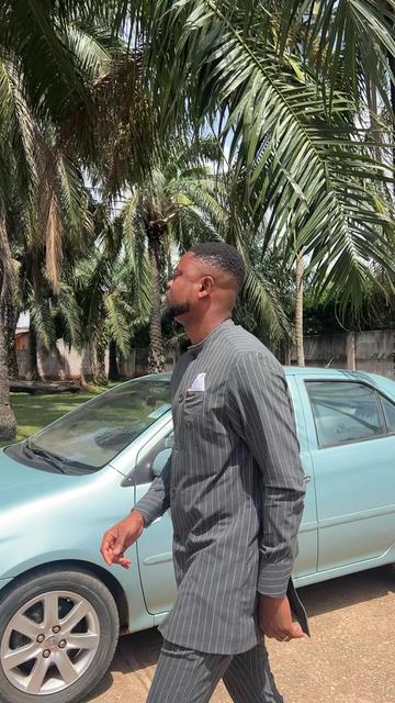 @𝒜𝐿𝐵ER𝒯INA 𝓁𝓊𝓍𝓊𝓇𝓎🇧🇯