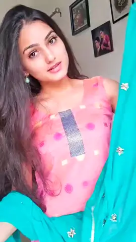 @varsha chaudhary
