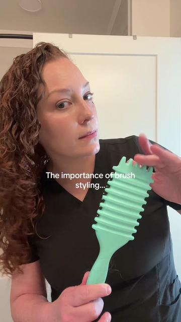 @Curlygingy