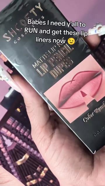 @Lareyias Luxury Cosmetics ✨