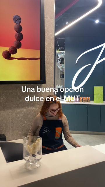@Clotilde Poné la Mesa