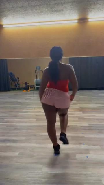 @Womenwalkingaway