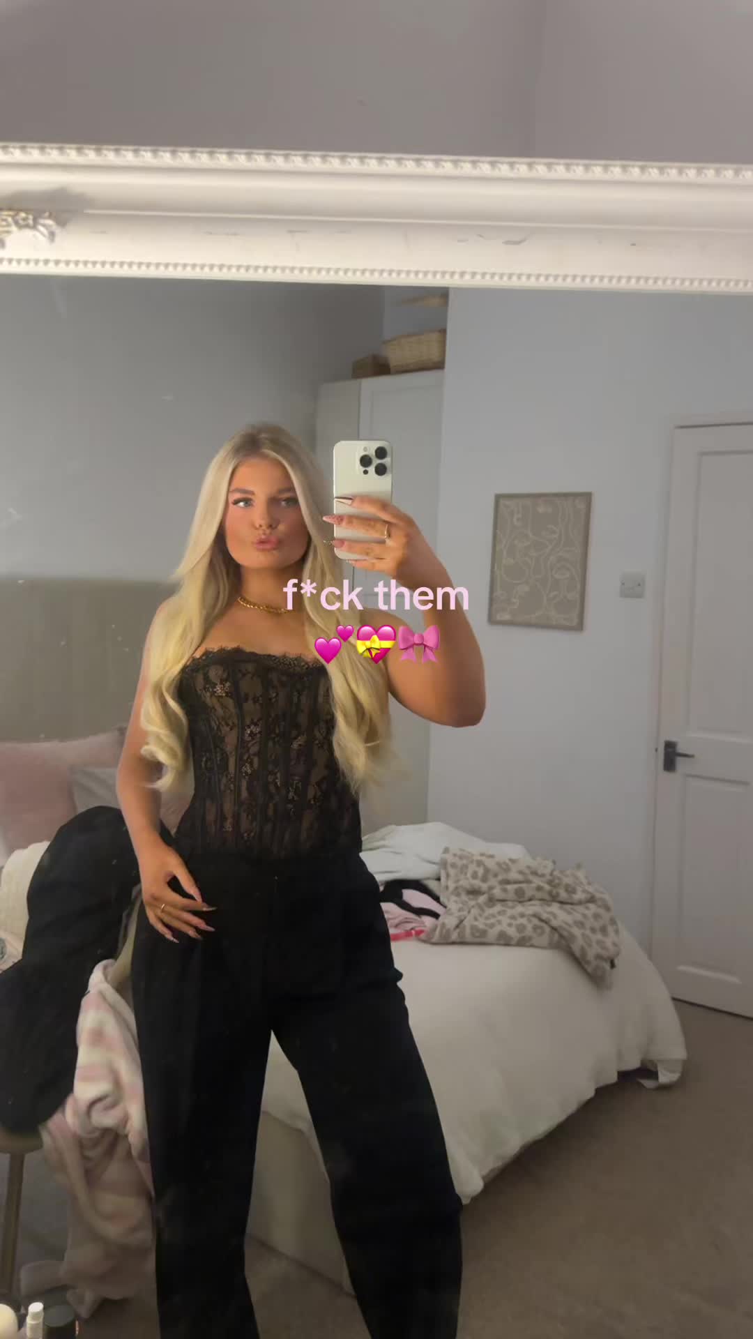 @poppy kelly