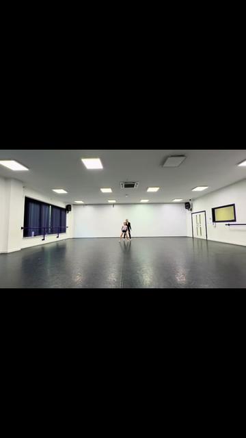 @steppinout