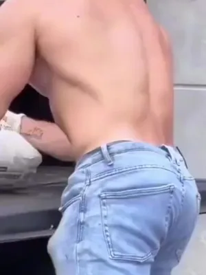 @Elena Glavan920