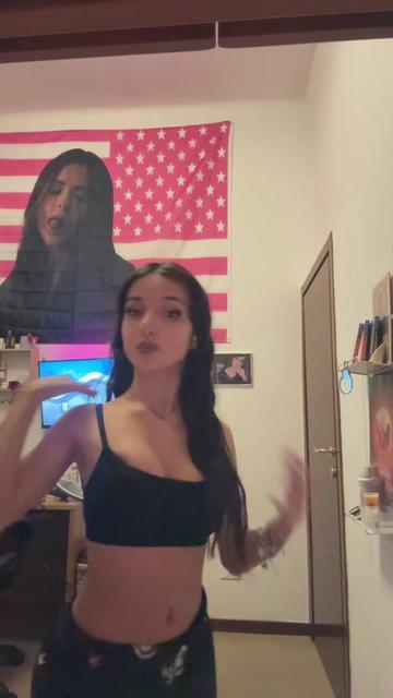 @mishelnonmichelle