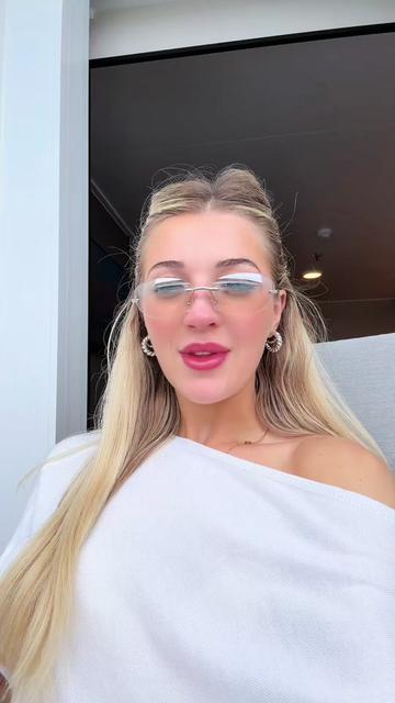 @EMMA GRAVEL