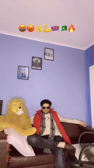 @Royaljutt Top kiNg💪🦅🇬🇧