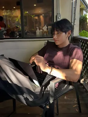 @em⁷