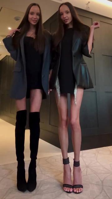 @Twinstik