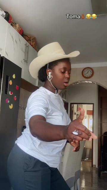 @Uncandia Badjuda Rica👸🏾🦋