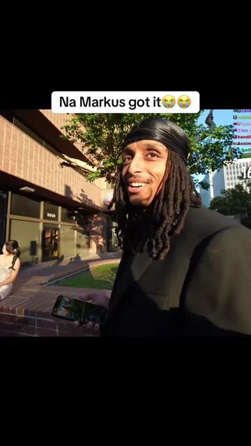 @The Clip Merchant