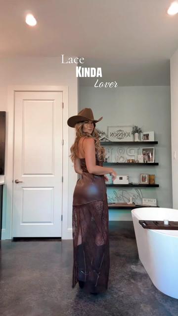 @Punchy Blonde ®