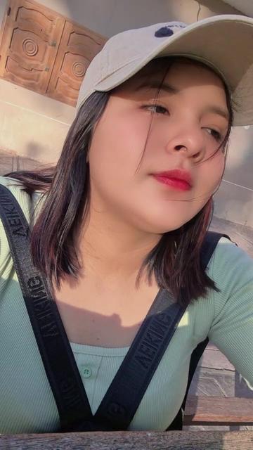 @LESLI TOLENTINO