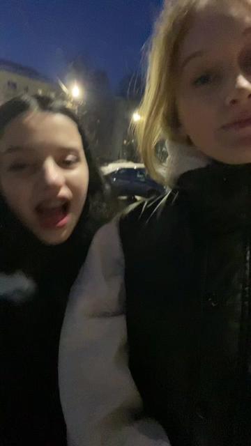 @krissweq