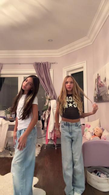 @Krysiak Sisters