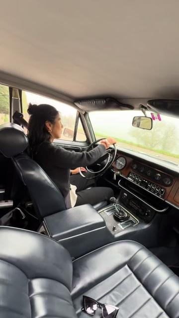 @L I V