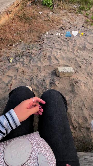 @Ayunovitasari🦋