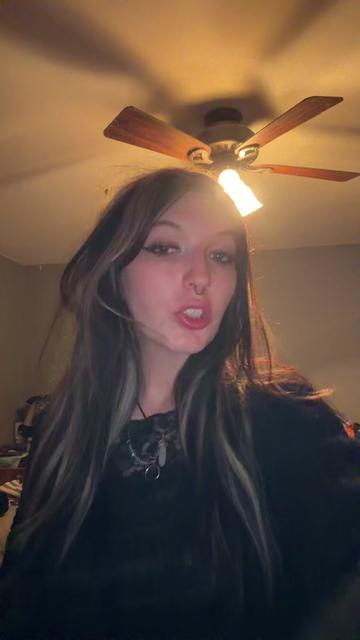 @Maddieoroll