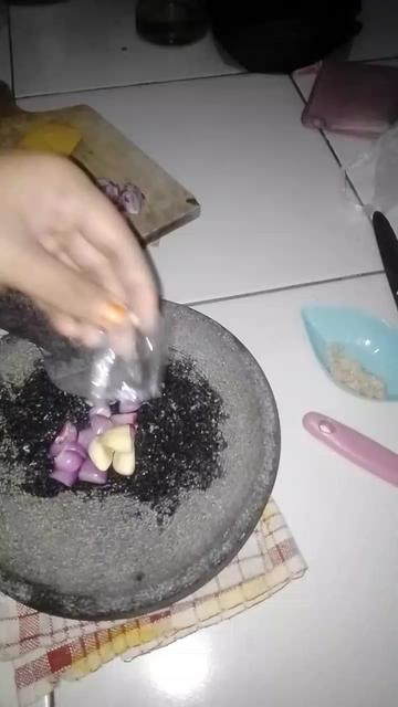 @Hana aprilia