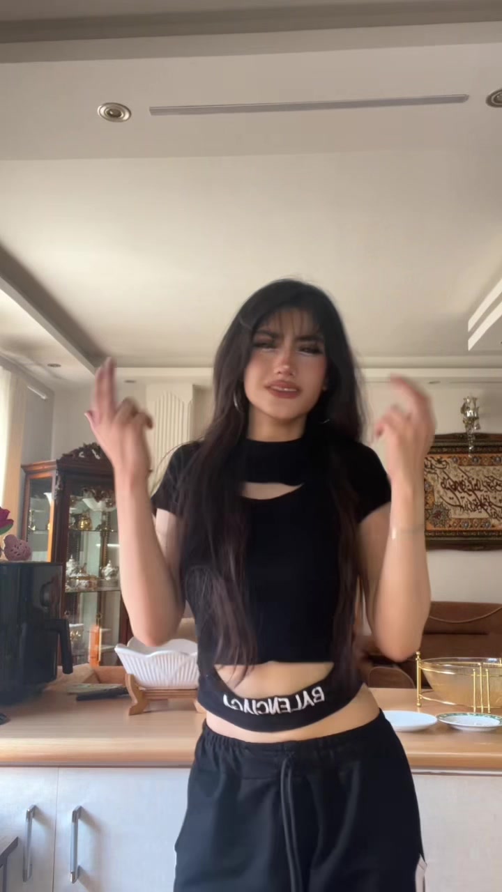 @Elina