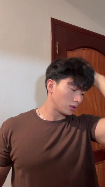 @Quốc Huy N&egrave;