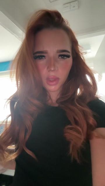 @Ameliacafff🤫🤫