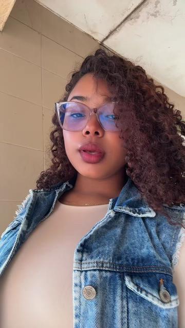 @Laura Camila.🍫