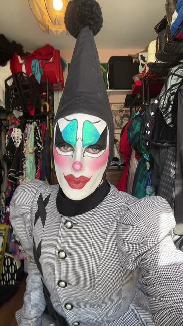 @Tillie the Clown