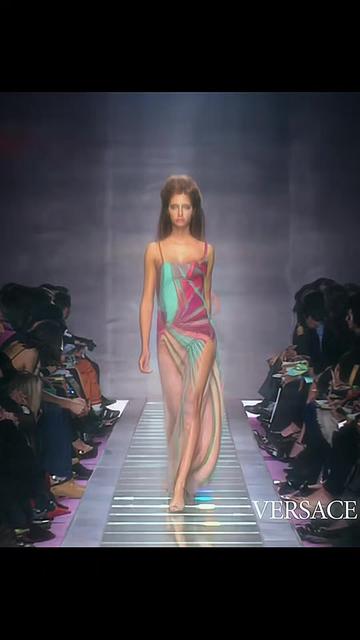 @fashion.runways