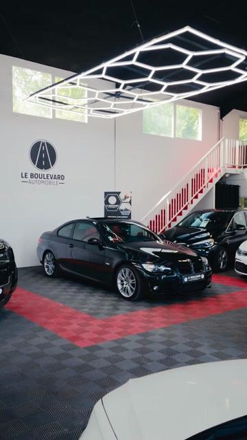 @LE BOULEVARD AUTOMOBILE