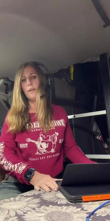 @TruckerQueen77