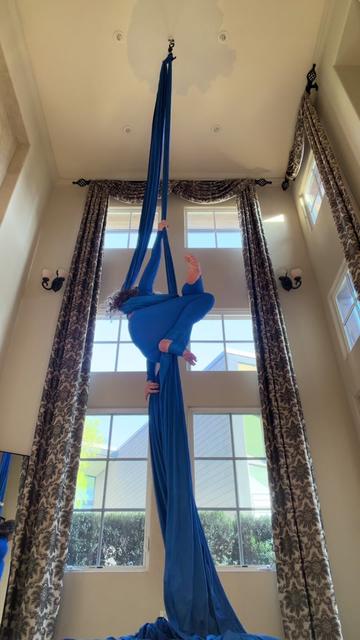 @mollys_mom_does_yoga