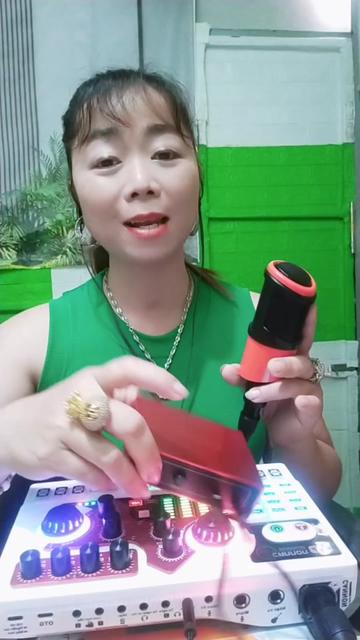 @Maika tập hát
