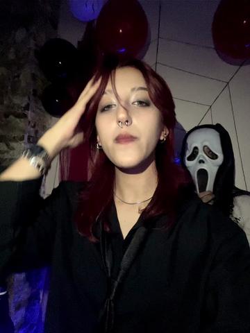 @𝘝𝘪-
