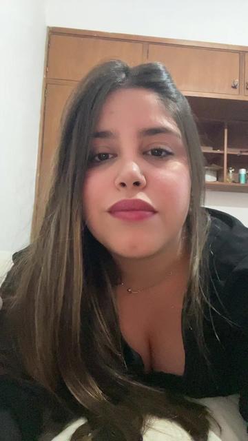 @Valentina&bull;