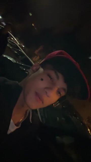 @◥꧁⚜️🤍𝑹𝒐𝒎𝒆𝒐_𝒉𝒂𝒛🤍⚜️꧂◤