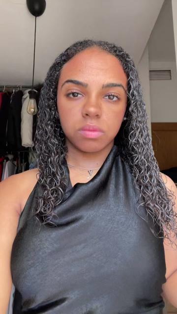 @𝓋𝒾𝑜𝓁𝑒𝓉𝒶🥀